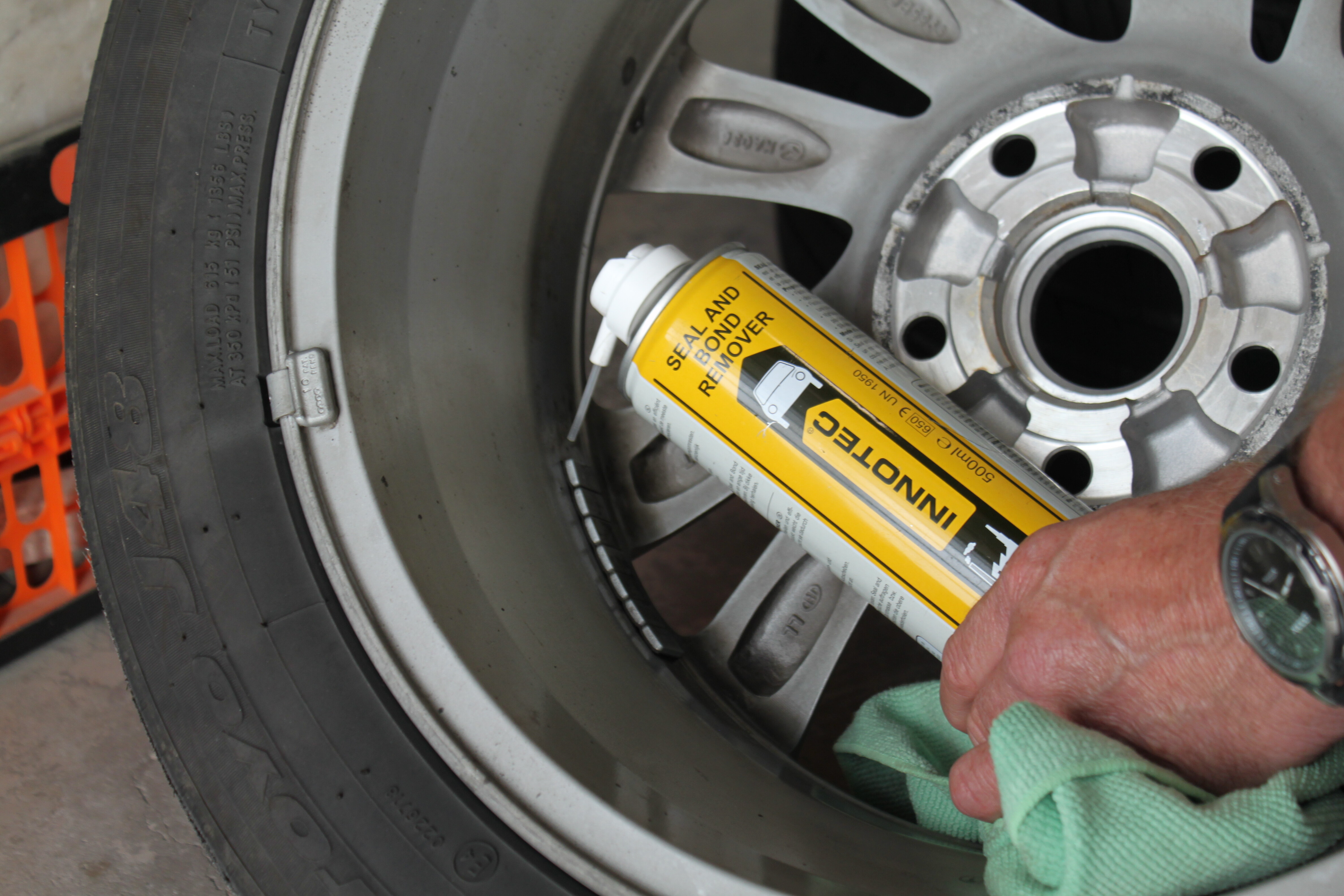 Seal and Bond Remover Reinigen Innotec Produkte Produkte Innotec Österreich