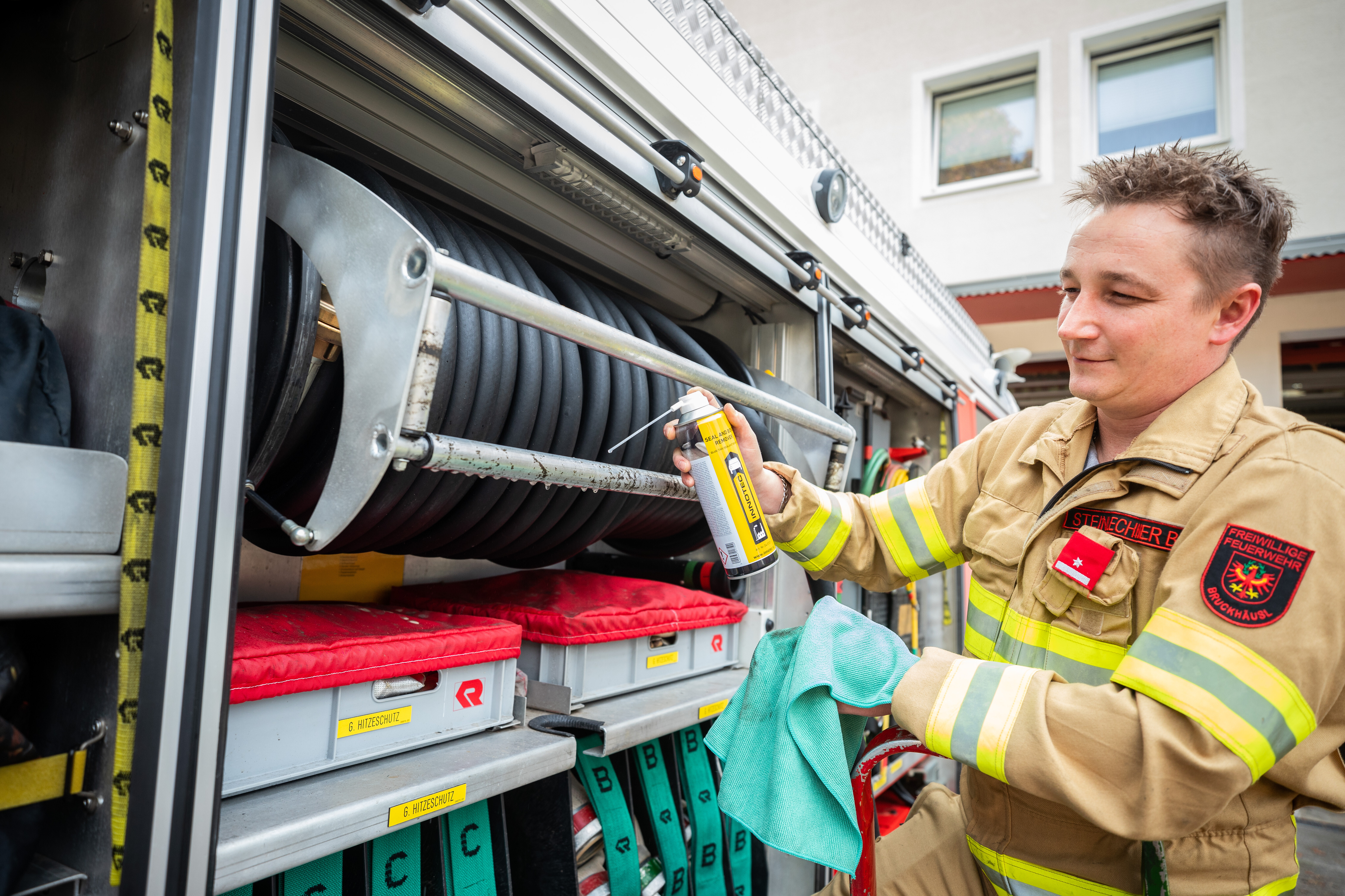 Seal and Bond Remover Reinigen Innotec Produkte Produkte Innotec Österreich