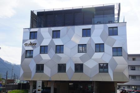 Cubo Sport & Art Hotel